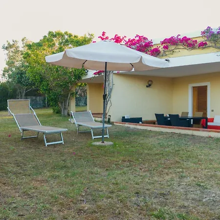 Hébergement de vacances Nettuno-vista Tavolara Within Walking Distance Of The Sea *